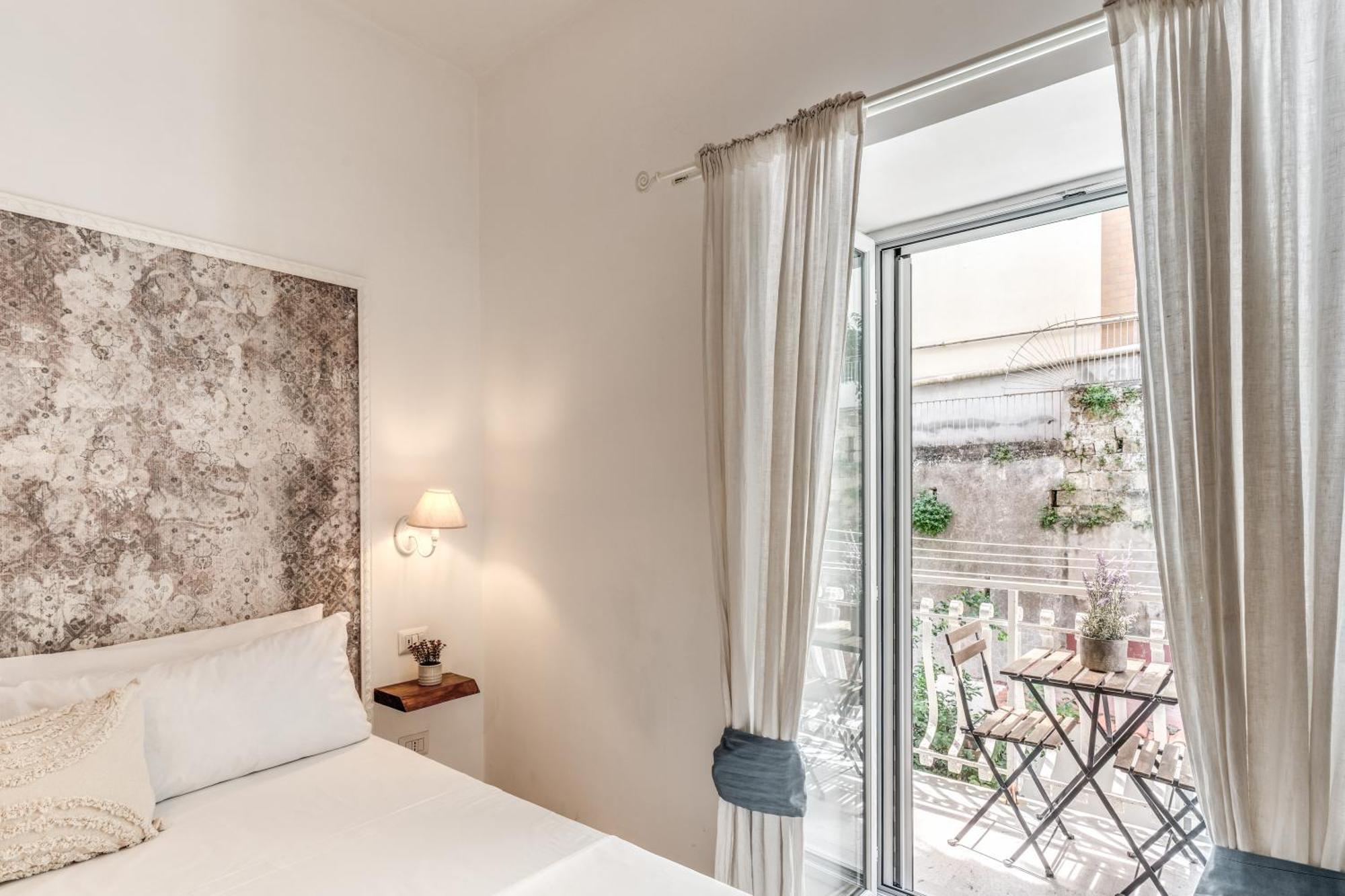 Annamaria Rooms Napoli Eksteriør billede
